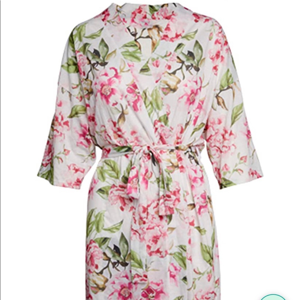 Show Me Your Mumu Robe O/S